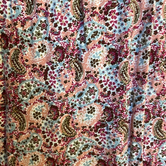 Faded Glory brand casual print top. Size XL (16-18). Pink/white/ purple. - Picture 5 of 6